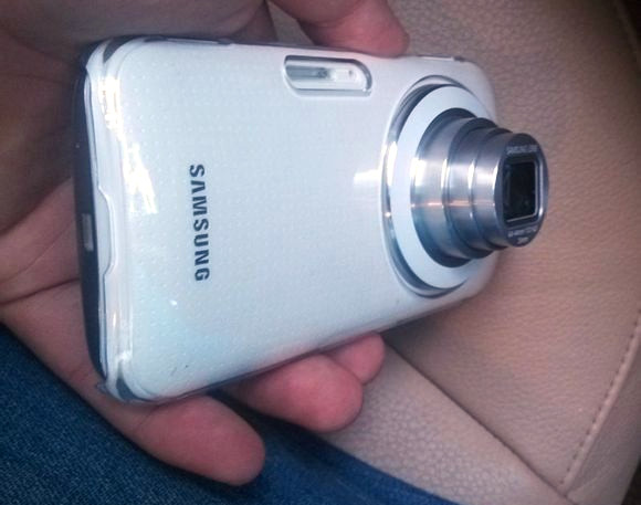 Samsung-Galaxy-S5-Zoom.jpg