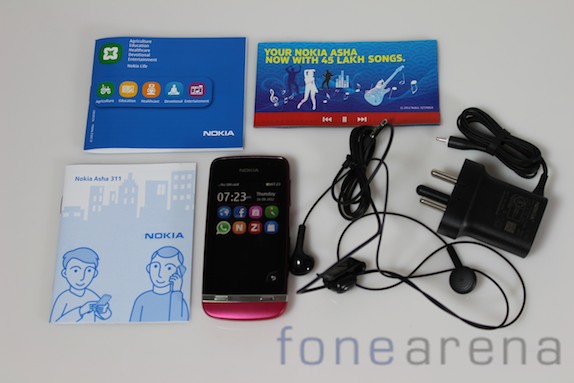 nokia-asha311-unboxing-1.jpg