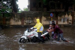 mumbai-heavy-rain1.jpg