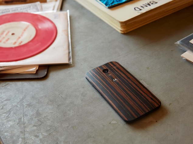 moto_x_wood_back_floor_official_blogpost.jpg