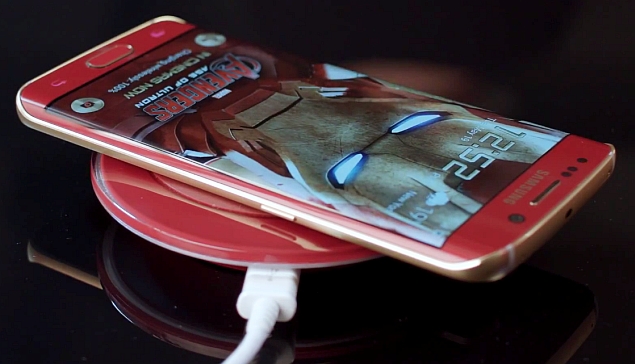 samsung_galaxy_s6_edge_iron_man_edition_wireless_charger_youtube_screenshot1.jpg