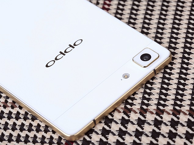 oppo_r5_limited_edition_rear_press_image.jpg