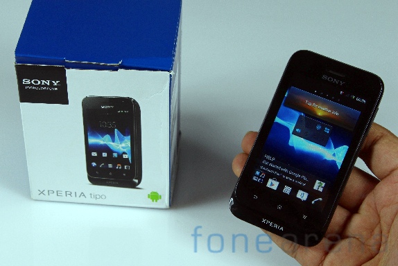 Sony-Xperia-tipo-unboxing.jpg