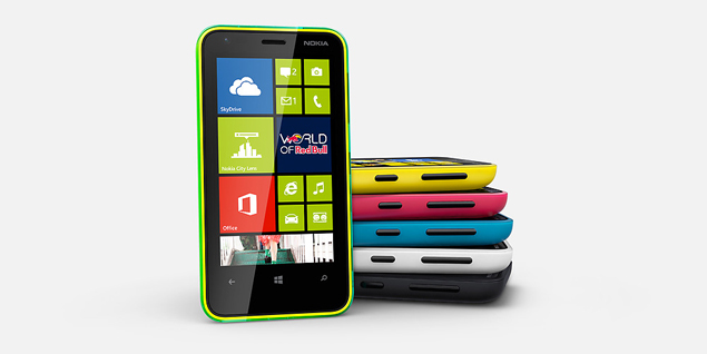 Nokia-Lumia-620.jpg