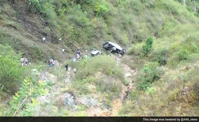 almora-bus-accident-650_650x400_81434794396.jpg