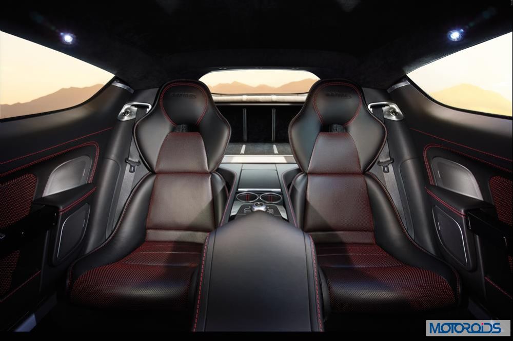 Aston-Martin-rapide-S-interior-2.jpg