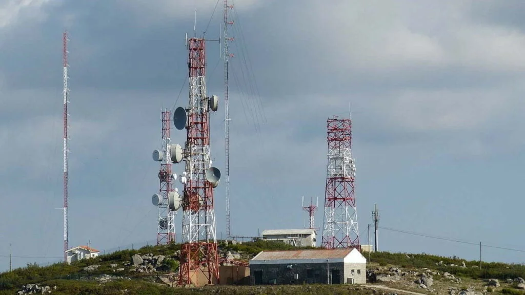 Mobile-Tower-1