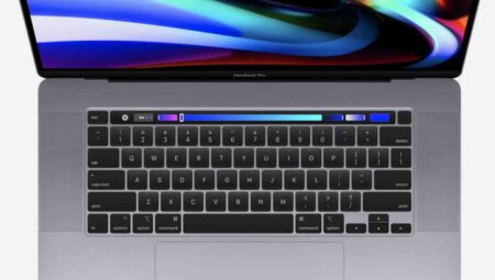 Apple-Macbook-scaled-1