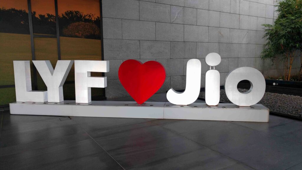 LYF-Jio-1024x576.jpg