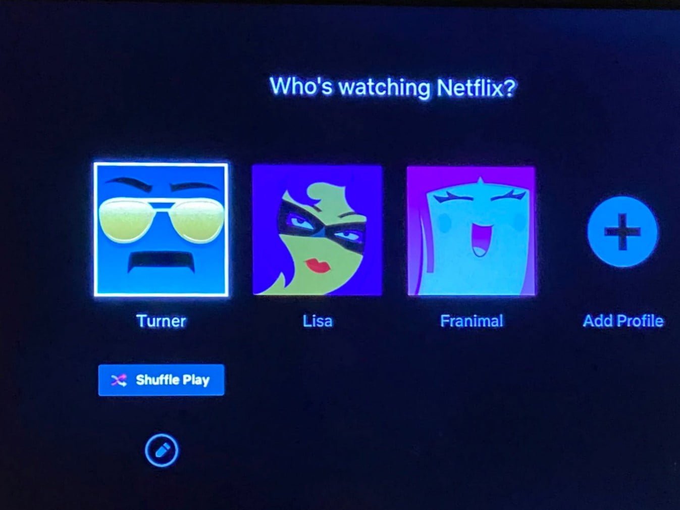 Netflix is now testing "Shuffle Play" feature called Play Something on