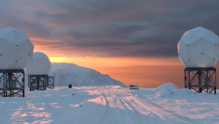 Svalbard_Norway.-Credit-OneWeb-I-Kongsberg-Satellite-Services-KSAT