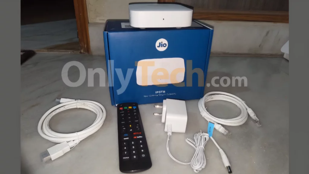 Jio IPSTB with accessories and box